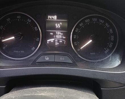 Черный Шкода Рапид, объемом двигателя 1.6 л и пробегом 119 тыс. км за 8200 $, фото 4 на Automoto.ua