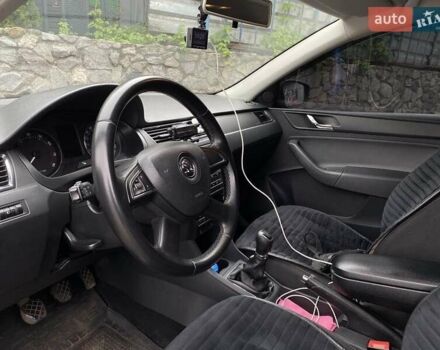 Чорний Шкода Рапід, об'ємом двигуна 1.2 л та пробігом 197 тис. км за 7300 $, фото 8 на Automoto.ua