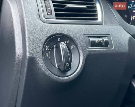 Черный Шкода Рапид, объемом двигателя 1.2 л и пробегом 197 тыс. км за 7690 $, фото 22 на Automoto.ua