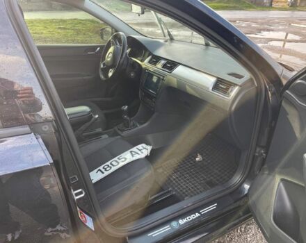 Черный Шкода Рапид, объемом двигателя 1.6 л и пробегом 190 тыс. км за 2500 $, фото 5 на Automoto.ua