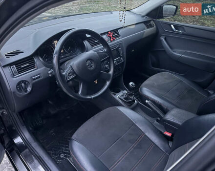 Черный Шкода Рапид, объемом двигателя 1.6 л и пробегом 299 тыс. км за 7000 $, фото 9 на Automoto.ua