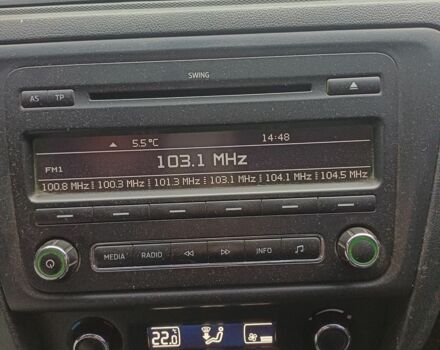 Черный Шкода Рапид, объемом двигателя 1.6 л и пробегом 119 тыс. км за 8200 $, фото 5 на Automoto.ua