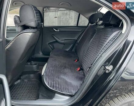 Черный Шкода Рапид, объемом двигателя 1.2 л и пробегом 197 тыс. км за 7690 $, фото 12 на Automoto.ua