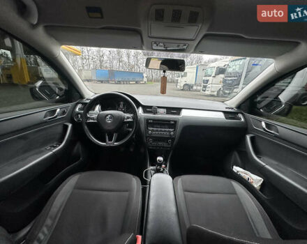 Черный Шкода Рапид, объемом двигателя 1.2 л и пробегом 175 тыс. км за 8000 $, фото 7 на Automoto.ua