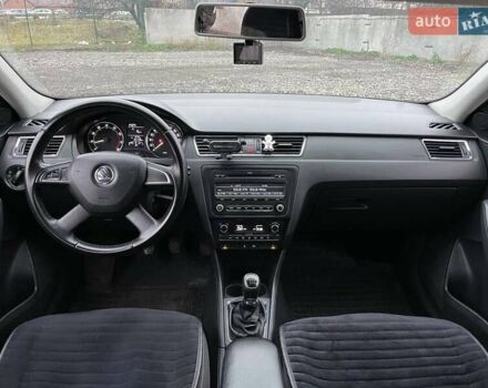 Черный Шкода Рапид, объемом двигателя 1.2 л и пробегом 197 тыс. км за 7690 $, фото 15 на Automoto.ua