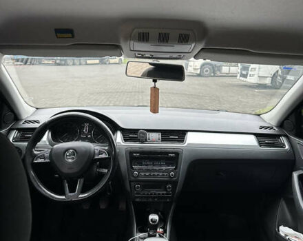 Черный Шкода Рапид, объемом двигателя 1.2 л и пробегом 175 тыс. км за 8000 $, фото 6 на Automoto.ua