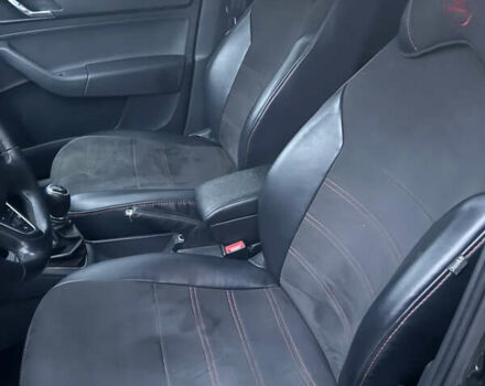 Черный Шкода Рапид, объемом двигателя 1.6 л и пробегом 299 тыс. км за 7000 $, фото 8 на Automoto.ua