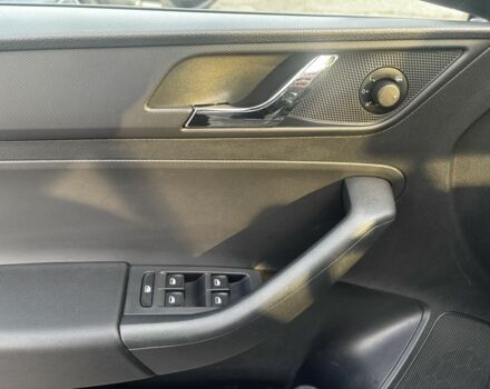 Черный Шкода Рапид, объемом двигателя 1.6 л и пробегом 261 тыс. км за 8000 $, фото 18 на Automoto.ua