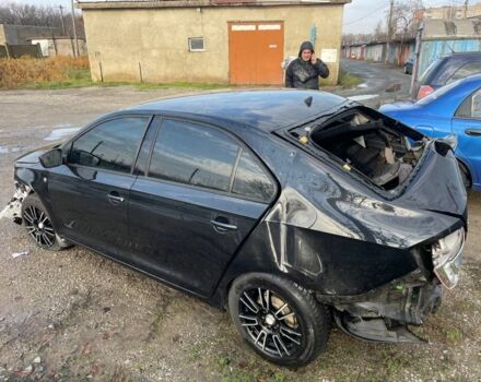 Черный Шкода Рапид, объемом двигателя 1.6 л и пробегом 190 тыс. км за 2500 $, фото 4 на Automoto.ua