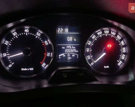 Чорний Шкода Рапід, об'ємом двигуна 1.6 л та пробігом 206 тис. км за 7100 $, фото 6 на Automoto.ua