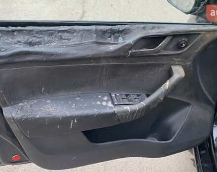 Черный Шкода Рапид, объемом двигателя 1.6 л и пробегом 90 тыс. км за 3000 $, фото 2 на Automoto.ua