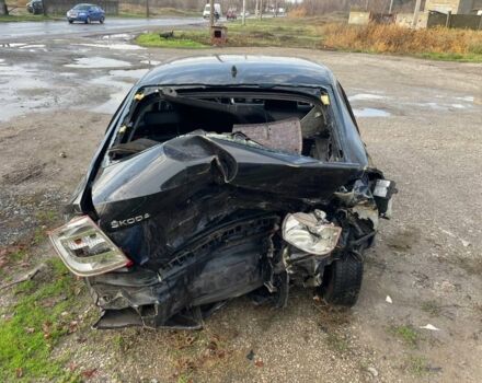 Черный Шкода Рапид, объемом двигателя 1.6 л и пробегом 190 тыс. км за 2500 $, фото 3 на Automoto.ua