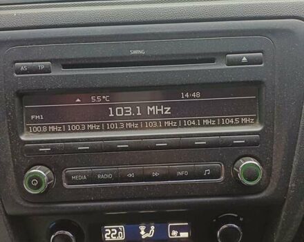 Черный Шкода Рапид, объемом двигателя 1.6 л и пробегом 119 тыс. км за 8200 $, фото 4 на Automoto.ua