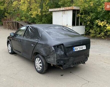 Черный Шкода Рапид, объемом двигателя 1.6 л и пробегом 90 тыс. км за 3000 $, фото 2 на Automoto.ua