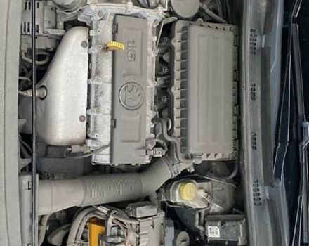 Черный Шкода Рапид, объемом двигателя 1.6 л и пробегом 90 тыс. км за 3000 $, фото 5 на Automoto.ua