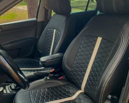 Черный Шкода Рапид, объемом двигателя 1.6 л и пробегом 222 тыс. км за 8100 $, фото 9 на Automoto.ua