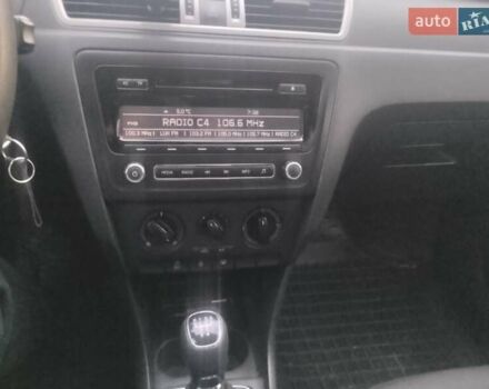 Шкода Рапид 2015 в Борщеве на Automoto.ua Черный Шкода Рапид, объемом двигателя 1.6 л и пробегом 259 тыс. км за 5700 $, фото 10 на Automoto.ua