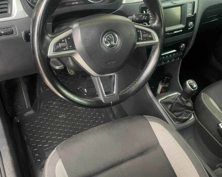 Черный Шкода Рапид, объемом двигателя 1.2 л и пробегом 220 тыс. км за 6291 $, фото 5 на Automoto.ua