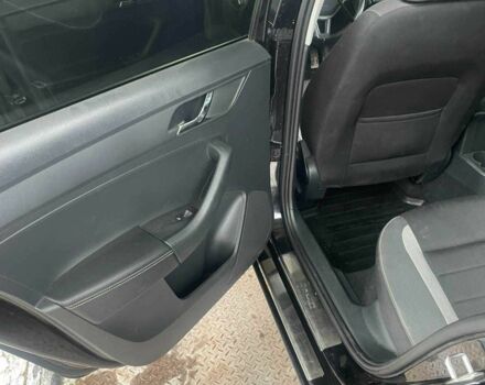 Черный Шкода Рапид, объемом двигателя 1.2 л и пробегом 220 тыс. км за 6291 $, фото 8 на Automoto.ua