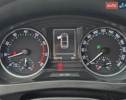 Черный Шкода Рапид, объемом двигателя 1.2 л и пробегом 350 тыс. км за 9000 $, фото 11 на Automoto.ua