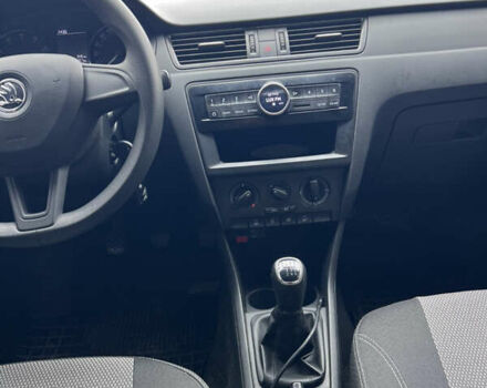 Коричневий Шкода Рапід, об'ємом двигуна 1.2 л та пробігом 98 тис. км за 9950 $, фото 7 на Automoto.ua