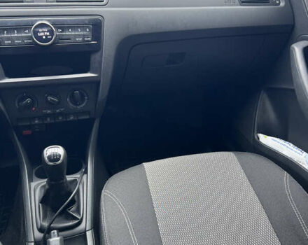 Коричневий Шкода Рапід, об'ємом двигуна 1.2 л та пробігом 98 тис. км за 9950 $, фото 10 на Automoto.ua