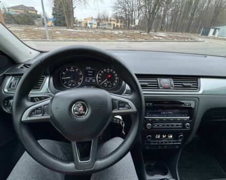 Червоний Шкода Рапід, об'ємом двигуна 1.2 л та пробігом 177 тис. км за 7200 $, фото 15 на Automoto.ua