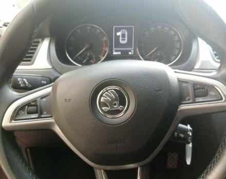 Красный Шкода Рапид, объемом двигателя 1.2 л и пробегом 248 тыс. км за 4950 $, фото 1 на Automoto.ua