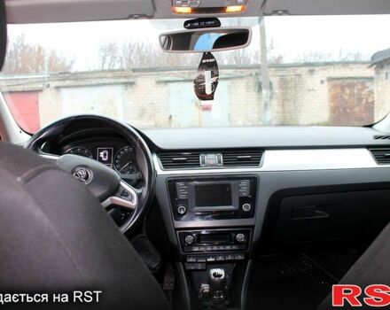 Червоний Шкода Рапід, об'ємом двигуна 1.2 л та пробігом 180 тис. км за 6200 $, фото 9 на Automoto.ua