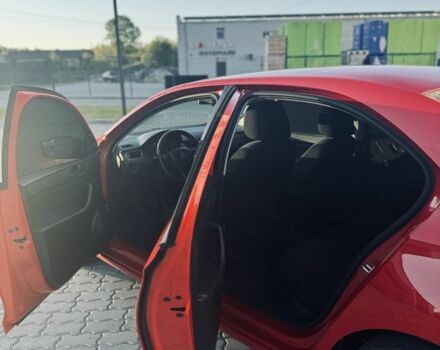 Червоний Шкода Рапід, об'ємом двигуна 1.2 л та пробігом 123 тис. км за 7000 $, фото 4 на Automoto.ua