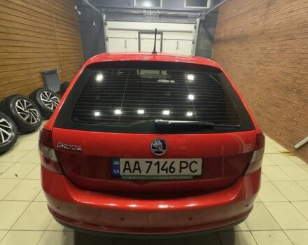 Красный Шкода Рапид, объемом двигателя 1.2 л и пробегом 124 тыс. км за 6000 $, фото 3 на Automoto.ua