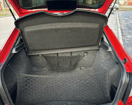 Красный Шкода Рапид, объемом двигателя 1.6 л и пробегом 320 тыс. км за 7800 $, фото 12 на Automoto.ua