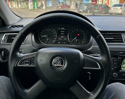 Красный Шкода Рапид, объемом двигателя 1.6 л и пробегом 320 тыс. км за 7800 $, фото 14 на Automoto.ua