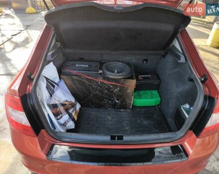 Червоний Шкода Рапід, об'ємом двигуна 1.2 л та пробігом 76 тис. км за 9000 $, фото 11 на Automoto.ua