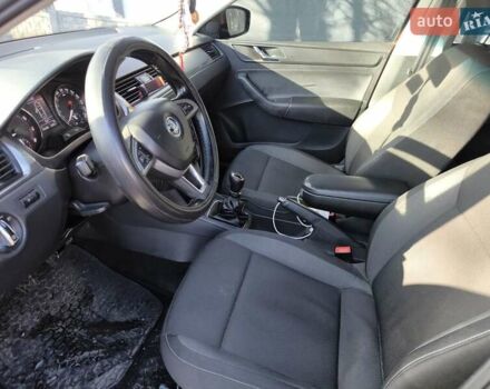 Червоний Шкода Рапід, об'ємом двигуна 1.2 л та пробігом 76 тис. км за 9000 $, фото 8 на Automoto.ua