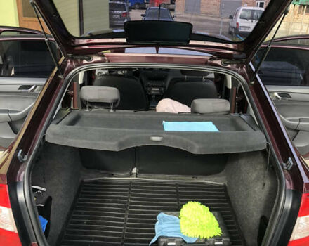 Красный Шкода Рапид, объемом двигателя 1.6 л и пробегом 298 тыс. км за 7000 $, фото 3 на Automoto.ua