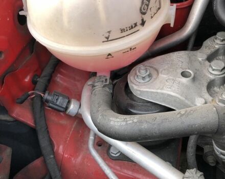 Красный Шкода Рапид, объемом двигателя 0.12 л и пробегом 240 тыс. км за 8000 $, фото 21 на Automoto.ua