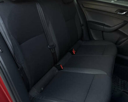 Красный Шкода Рапид, объемом двигателя 1.6 л и пробегом 333 тыс. км за 6500 $, фото 23 на Automoto.ua