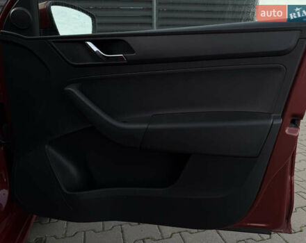 Красный Шкода Рапид, объемом двигателя 1.6 л и пробегом 333 тыс. км за 6500 $, фото 21 на Automoto.ua