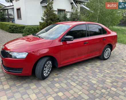 Красный Шкода Рапид, объемом двигателя 1 л и пробегом 170 тыс. км за 7500 $, фото 1 на Automoto.ua