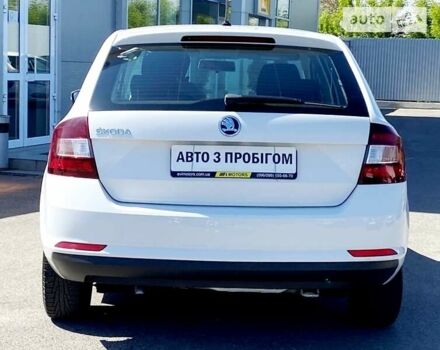 Шкода Рапид, объемом двигателя 1 л и пробегом 78 тыс. км за 9500 $, фото 5 на Automoto.ua