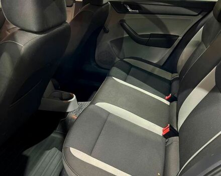 Шкода Рапід, об'ємом двигуна 1.2 л та пробігом 200 тис. км за 7500 $, фото 8 на Automoto.ua