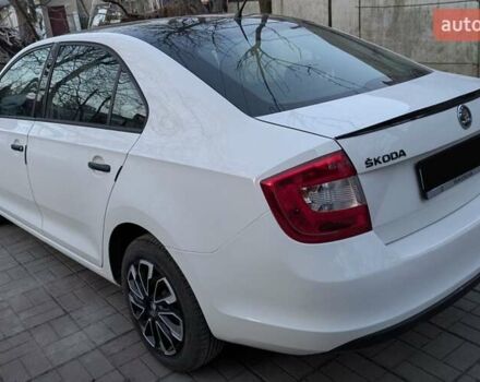 Шкода Рапид, объемом двигателя 1.6 л и пробегом 400 тыс. км за 7800 $, фото 1 на Automoto.ua
