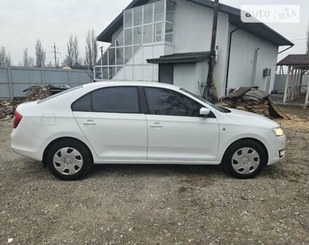 Шкода Рапід, об'ємом двигуна 1.6 л та пробігом 147 тис. км за 9900 $, фото 7 на Automoto.ua