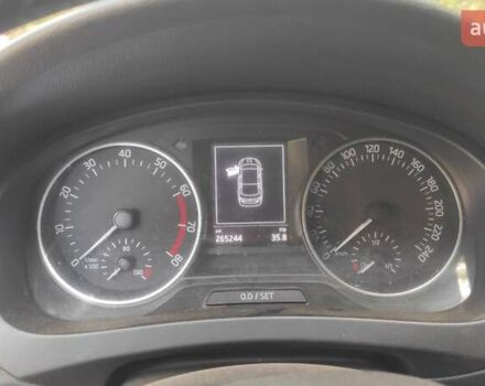 Шкода Рапид, объемом двигателя 1.6 л и пробегом 265 тыс. км за 8300 $, фото 6 на Automoto.ua
