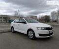 Шкода Рапид, объемом двигателя 1.6 л и пробегом 218 тыс. км за 8100 $, фото 7 на Automoto.ua