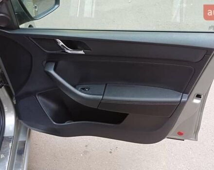 Шкода Рапід, об'ємом двигуна 1.2 л та пробігом 225 тис. км за 8400 $, фото 12 на Automoto.ua