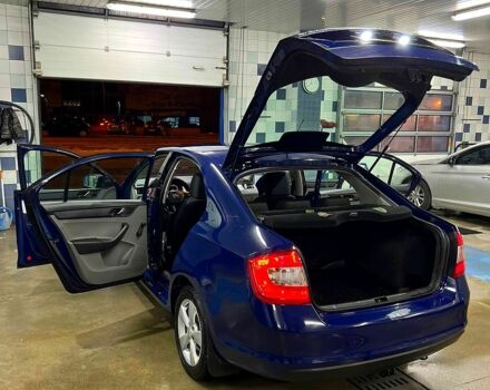 Шкода Рапид, объемом двигателя 1.2 л и пробегом 200 тыс. км за 7500 $, фото 1 на Automoto.ua