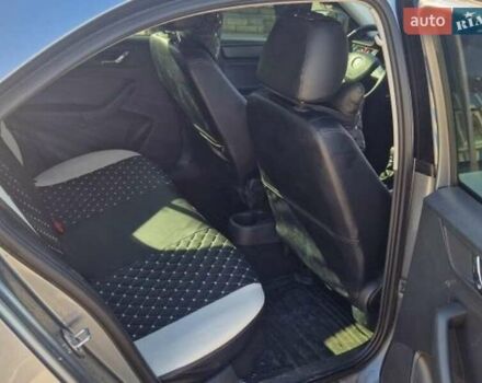 Серый Шкода Рапид, объемом двигателя 1.2 л и пробегом 236 тыс. км за 5226 $, фото 7 на Automoto.ua