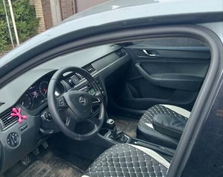 Серый Шкода Рапид, объемом двигателя 1.2 л и пробегом 236 тыс. км за 5226 $, фото 2 на Automoto.ua